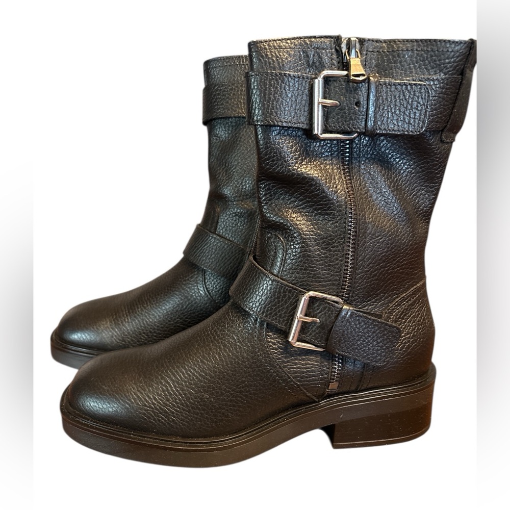 Steve Madden women’s Nolan boots black silver buckle moto Size 10 runs small NIB